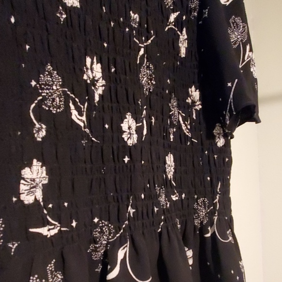 Blouse - Picture 3 of 3